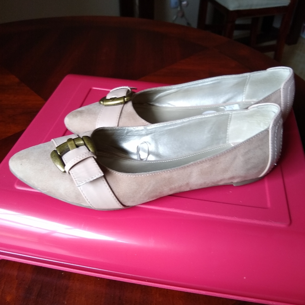 Nicole flats light pink sz 11